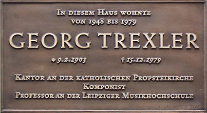 Gedenktafel für Georg Traxler in der Tschaikowskistrasse Leipzig. Entwurf Harald Alff.